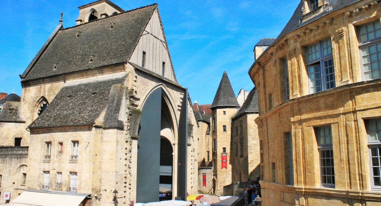 eglise sainte Marie Sarlat la Canéda_Périgord_dordogne