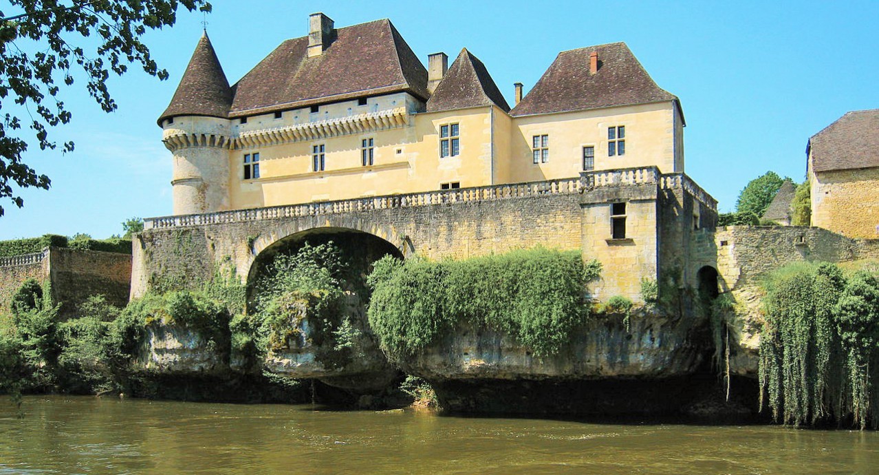 Chateau_de_jardin_jardins_losse_dordogne_perigord