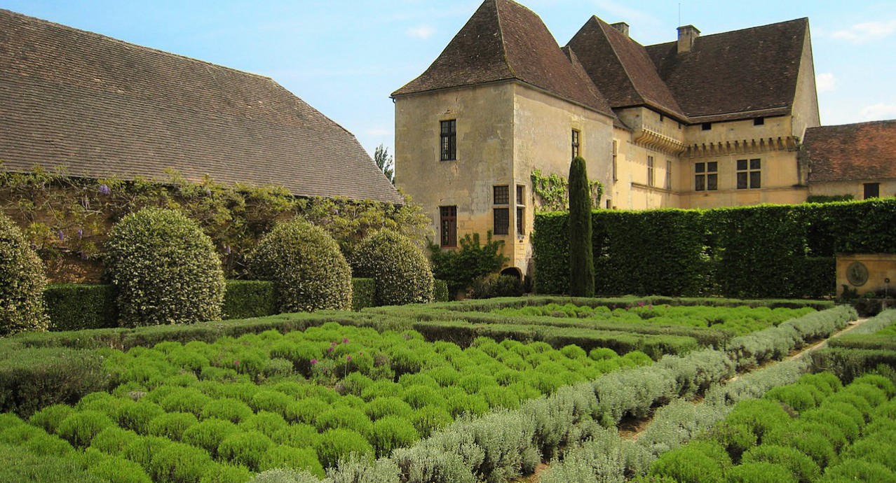 Chateau_de_jardin_jardins_losse_dordogne_perigord