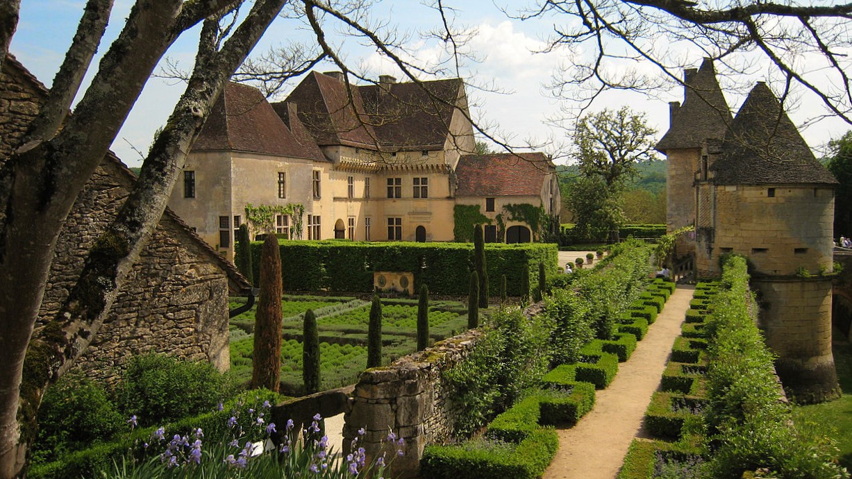 Chateau_de_jardin_jardins_losse_dordogne_perigordChateau_de_jardin_jardins_losse_dordogne_perigord