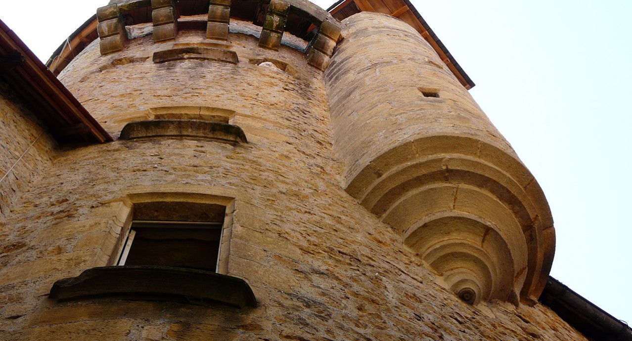 Sarlat-la-Canéda_-_Hôtel_de_Saint-Clar_