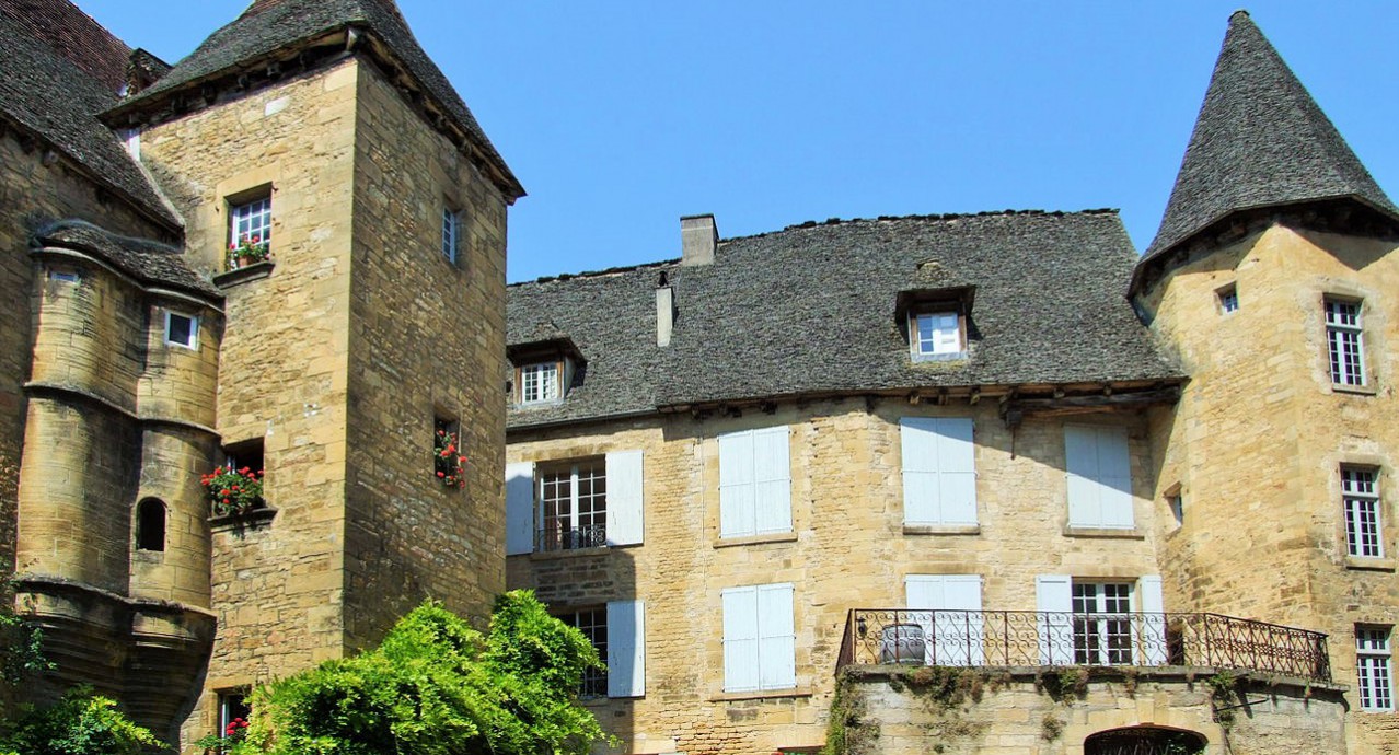 Sarlat_-_Manoir_de_Gisson_-_