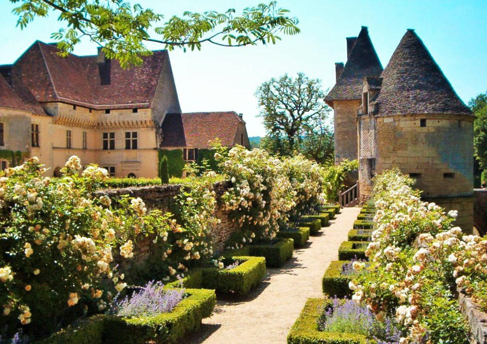 Chateau_de_jardin_jardins_losse_dordogne_perigord