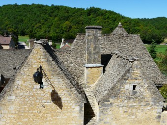 Saint-Amand-de-Coly_toits_lauzes_Père IgorSaint-Amand-de-Coly_toits_lauzes_Père Igor