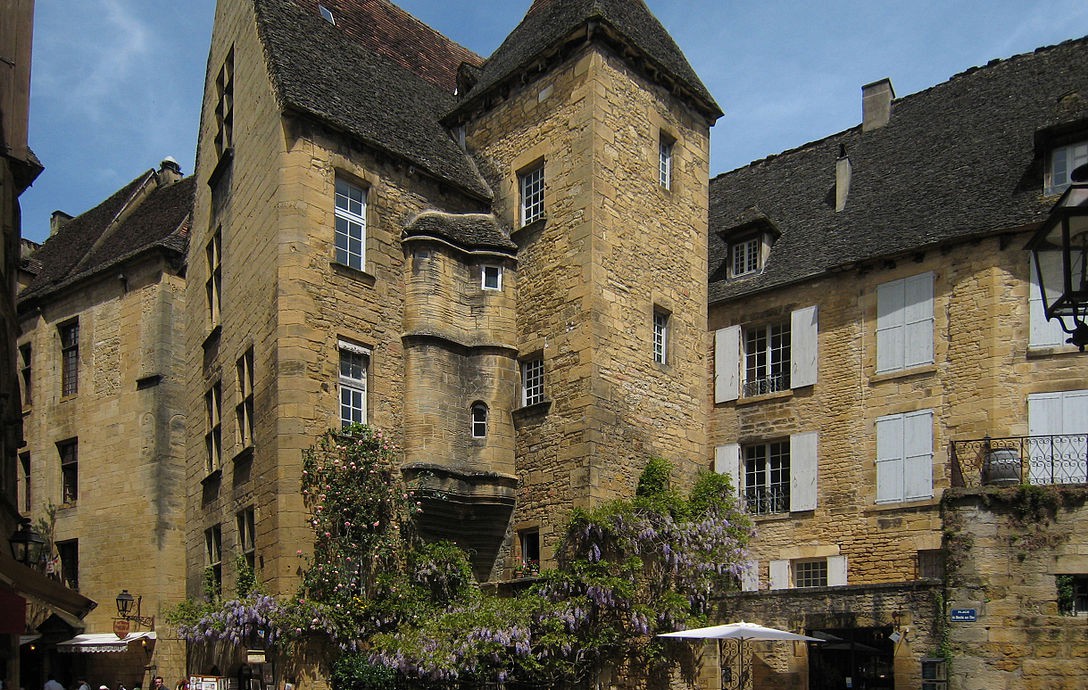 L'hôtel de Vassal vu depuis la place du Marché-aux-Oies, Sarlat-la-Canéda, Dordogne, France