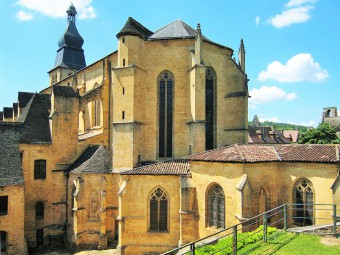 cathedrale_saint_sacerdoce_sarlat