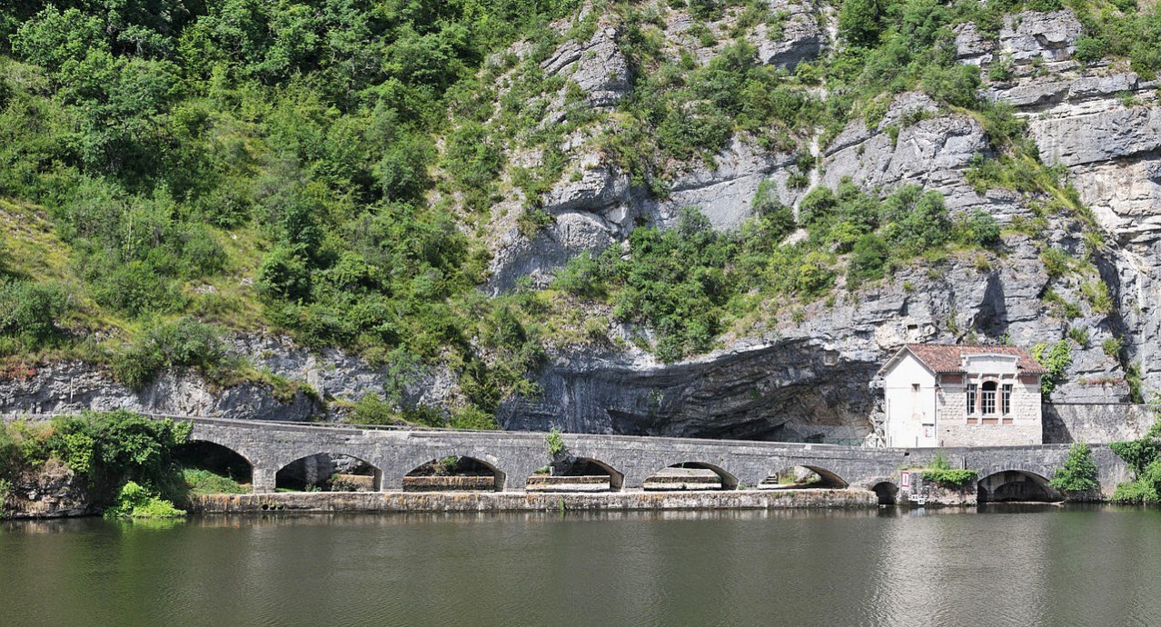 Cahors_Fontaine_des_Chartreux