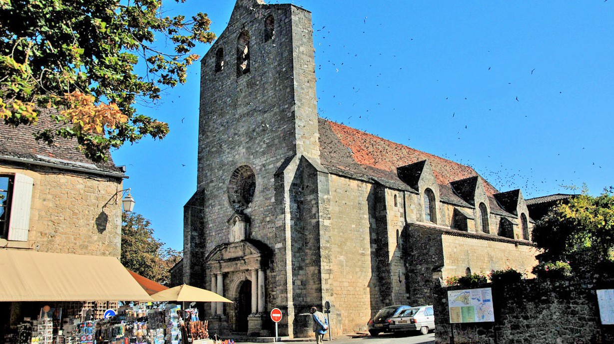 Eglise_de_domme_dordogne_France