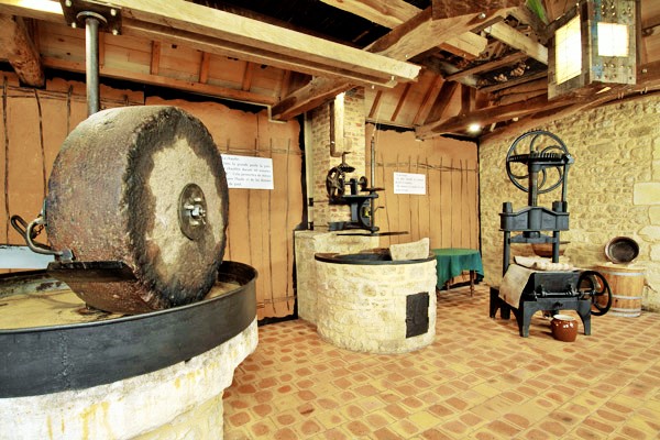 Eco musée de la noix_castelnaud_dordogne