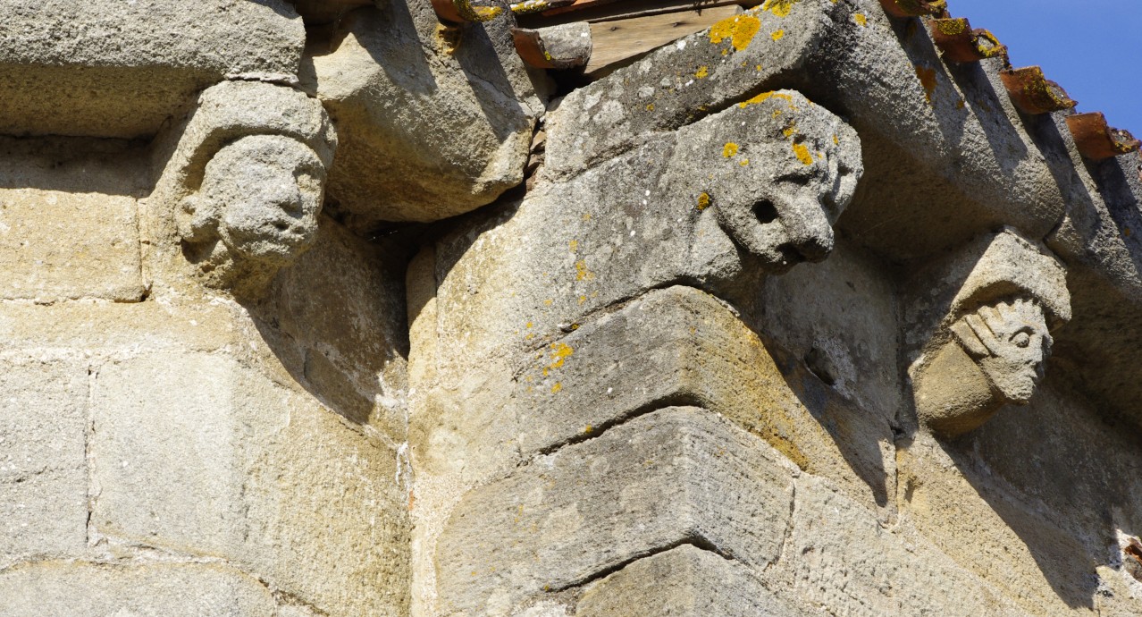 St-Jean-Cole-eglise-modillons_dordogne_perigord