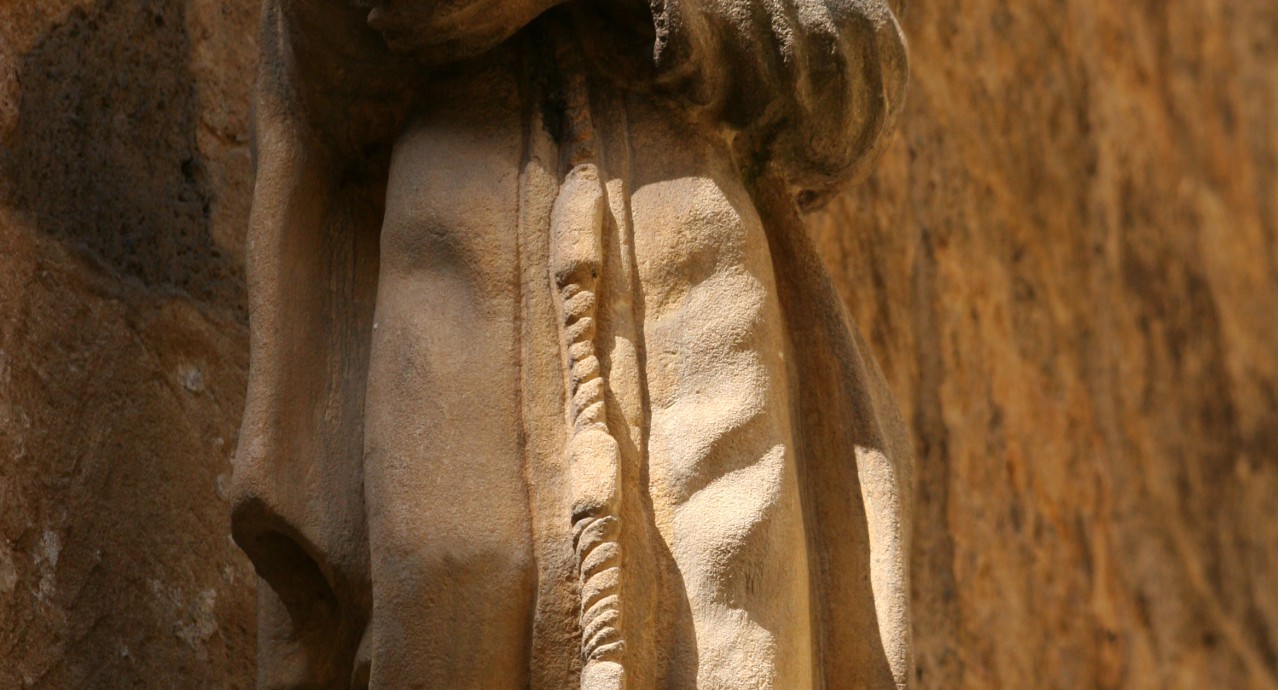 statue_saite_claire_Abbaye-Sainte-Claire_sarlat